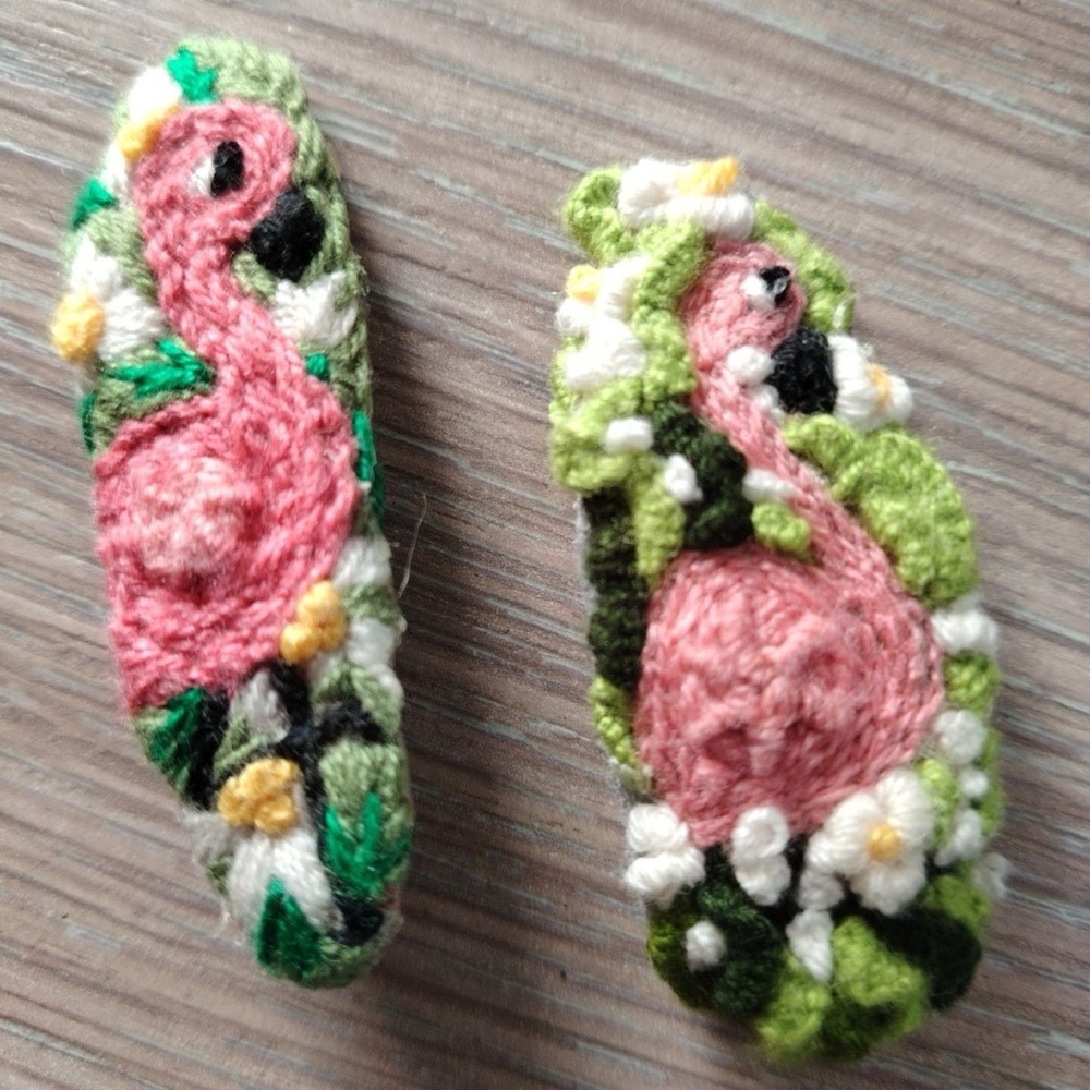 Rabbit Embroidery Hair Clips - Picture 3 of 3